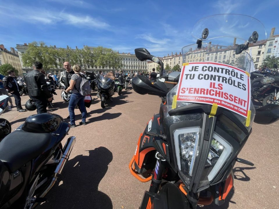 accédez facilement à votre compte motard pour gérer vos informations, suivre vos commandes et profiter des offres exclusives. connectez-vous dès maintenant pour une expérience optimisée!