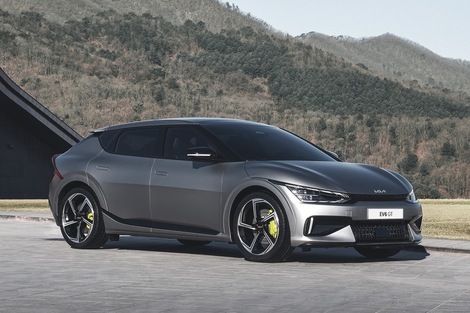 découvrez les dernières tendances automobile de l'année, des innovations technologiques aux nouveaux styles de véhicules, en passant par les enjeux écologiques. restez informé sur les évolutions du secteur pour choisir la voiture qui vous correspond le mieux.