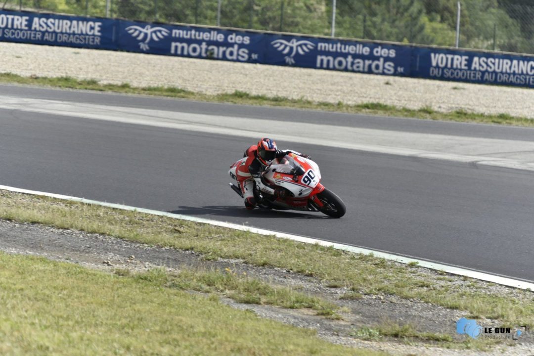 découvrez la meilleure mutuelle pour motards à dijon, offrant des garanties adaptées à vos besoins spécifiques. protégez votre passion et roulez en toute sérénité grâce à nos offres compétitives et notre expertise.