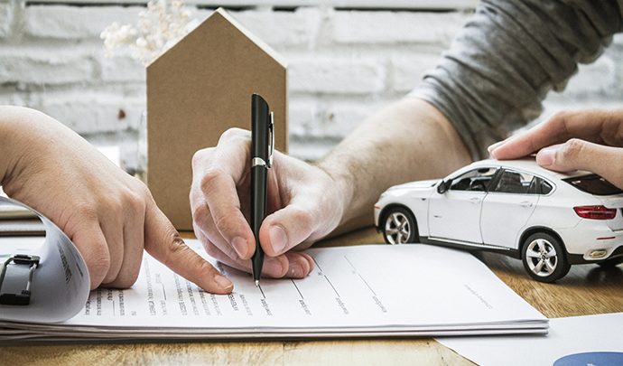 découvrez nos solutions d'assurance auto adaptées à vos besoins. protégez votre véhicule et partez l'esprit tranquille grâce à nos garanties complètes et notre service client exceptionnel.