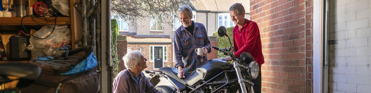 découvrez l'assurance moto de groupama, adaptée à vos besoins et à votre budget. bénéficiez d'une couverture complète, d'une assistance 24/7 et de services personnalisés pour rouler en toute sérénité. protégez votre moto avec un assureur de confiance.