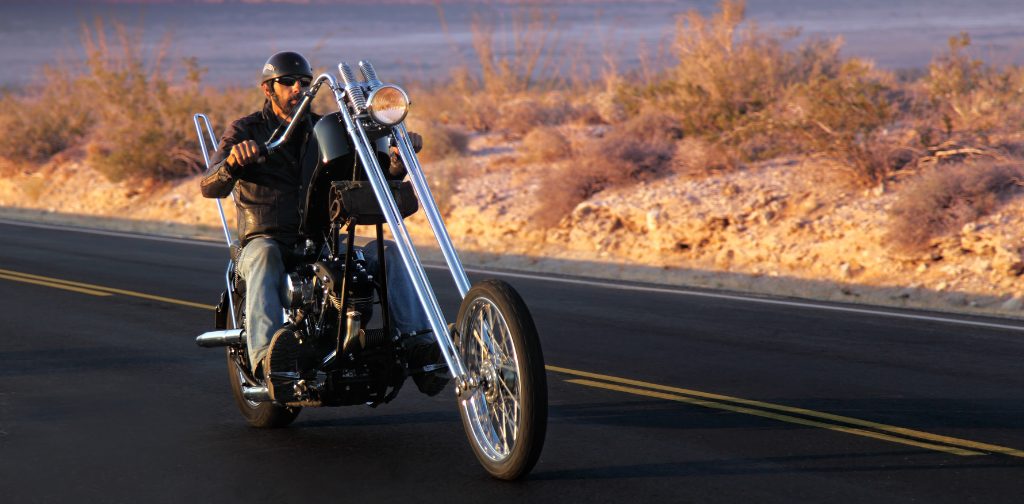 découvrez notre guide complet sur la souscription d'une assurance moto. apprenez à choisir la meilleure couverture, à comprendre les différents types de garanties et à bénéficier des conseils d'experts pour la sécurité de votre deux-roues.