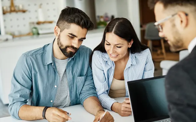 découvrez l'assurance moto au kilomètre proposée par macif, une solution flexible et économique pour les motards soucieux de leurs dépenses. adaptez votre couverture en fonction de votre utilisation et profitez d'une protection optimale sur la route.
