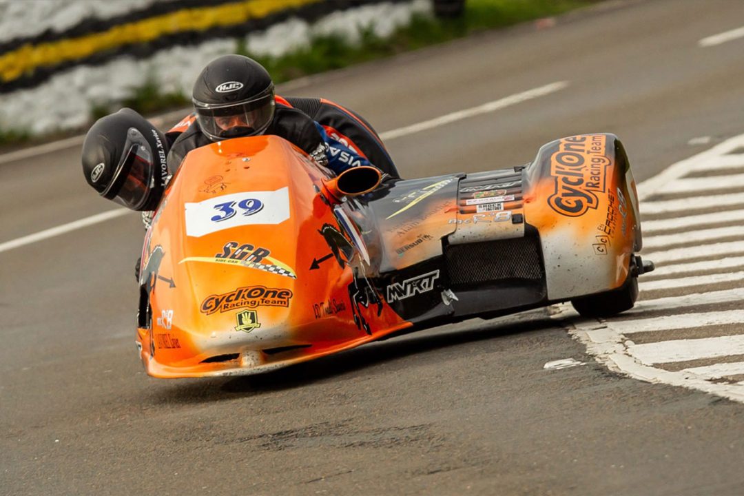 découvrez l'assurance moto olivier, votre partenaire de confiance pour protéger votre moto. bénéficiez d'offres sur mesure, d'une couverture adaptée et d'un service client à l'écoute de vos besoins. assurez votre passion en toute sérénité.