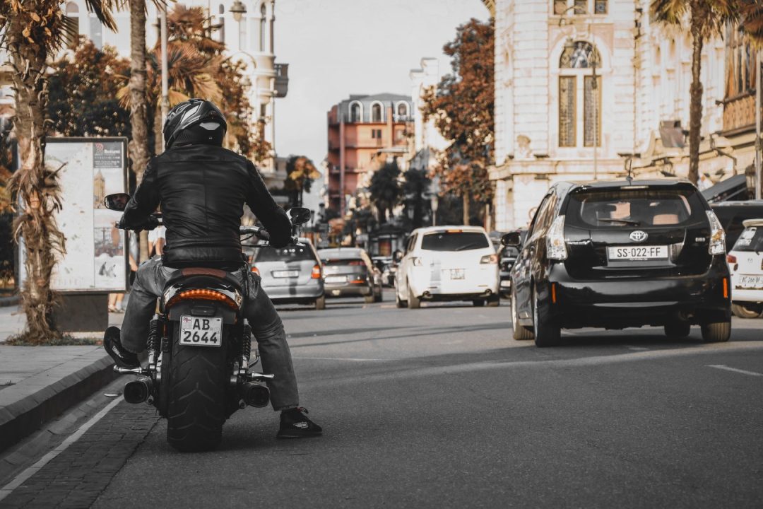 découvrez l'assurance amv pour scooter, une couverture adaptée à vos besoins pour rouler en toute sérénité. profitez de tarifs compétitifs, d'assistance en cas d'accident et d'une protection complète pour votre deux-roues. obtenez un devis gratuit en ligne et assurez votre scooter dès aujourd'hui !