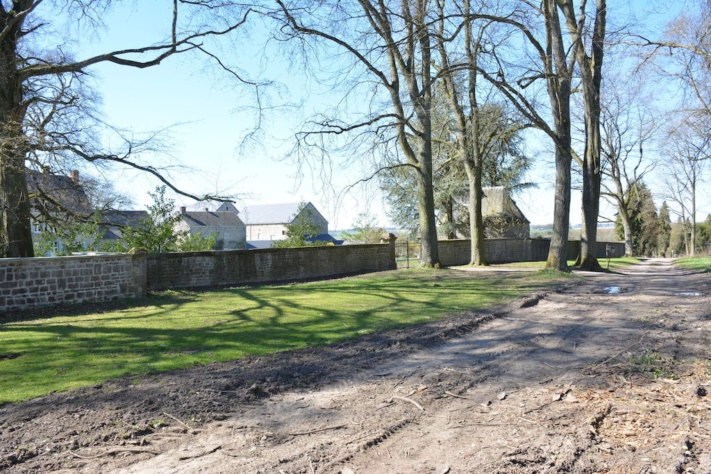 découvrez ouffet assurances, votre expert en solutions d'assurances sur mesure. protégez votre avenir et celui de vos proches avec nos offres adaptées à vos besoins. contactez-nous pour un devis personnalisé et bénéficiez d'un accompagnement professionnel.