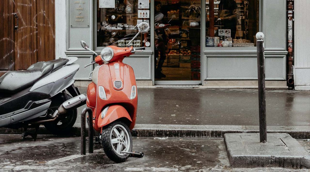découvrez notre assurance scooter en ligne, simple et rapide. protégez votre scooter en quelques clics et profitez d'offres adaptées à vos besoins. comparez les tarifs et la couverture pour une sécurité optimale sur la route.