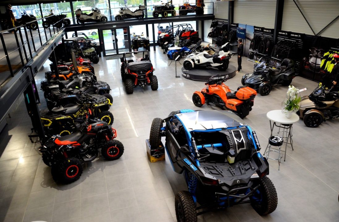 découvrez les meilleurs concessionnaires can-am spyder près de chez vous. profitez d'un large choix de modèles, d'offres exclusives et d'un service après-vente de qualité pour vivre pleinement votre passion pour la route. visitez-nous dès aujourd'hui !